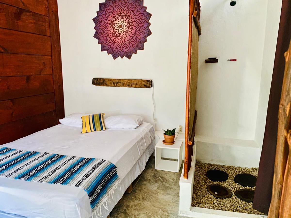 El Buho Eco-cabanas Camping Bacalar